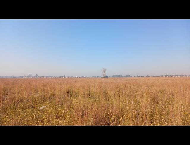 23,709M² VACANT LAND FOR SALE IN UNITAS PARK